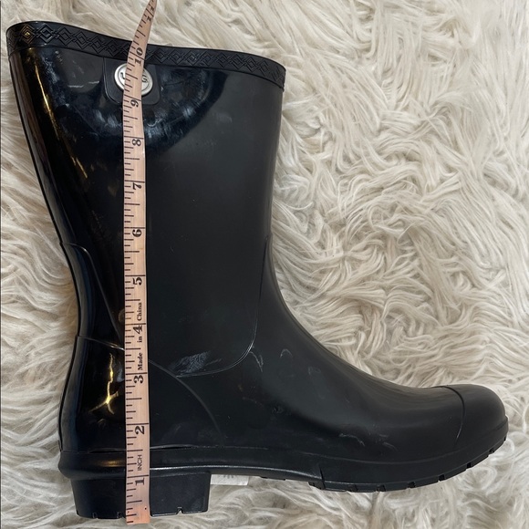 UGG Sienna Rain Boot Waterproof Black High-Gloss Finish Size 9 NEW - Picture 13 of 15